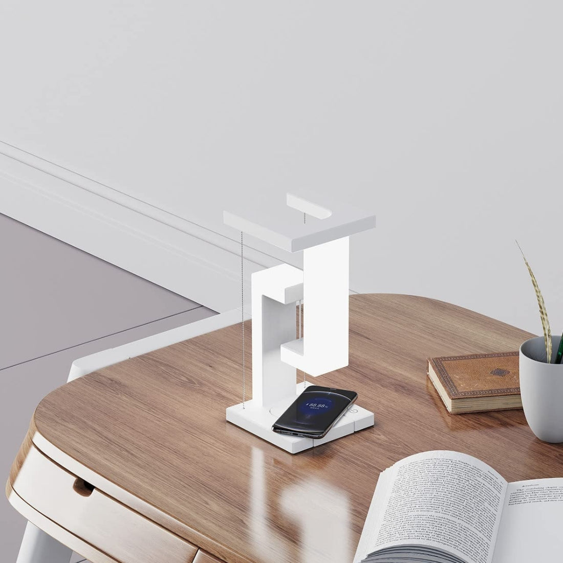 Vantyx™ Floating Lamp